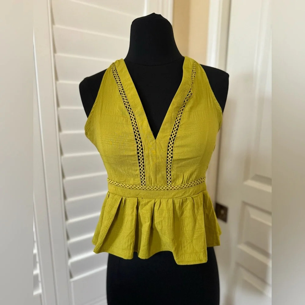Women's Sleeveless V-Neck Peplum Blouse in Chartreuse